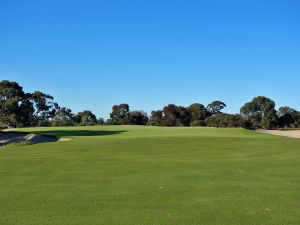 Victoria 16th Green